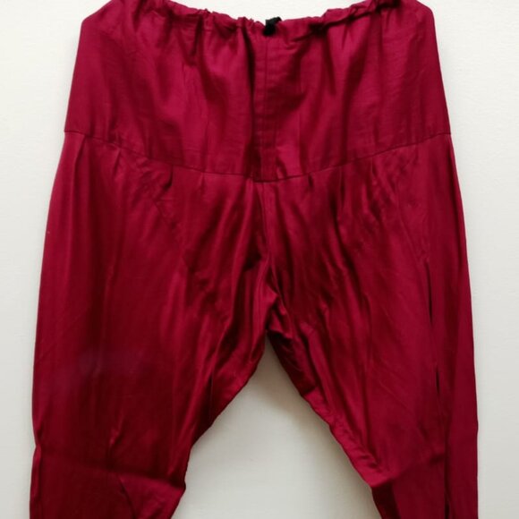 Dachine Red - Picture 2 of 2